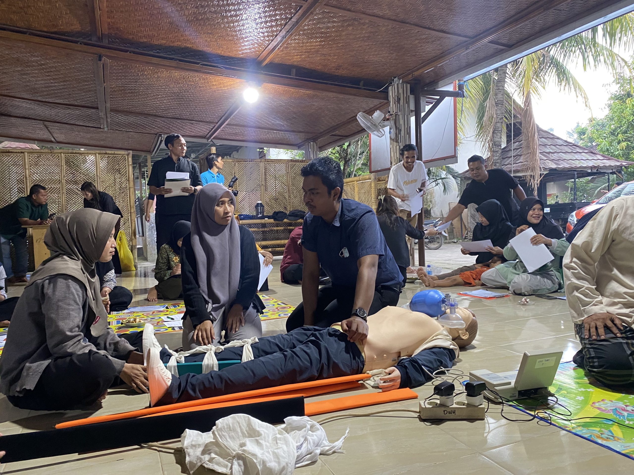 Panduan mitigasi dan penanganan patah tulang di Desa Wisata Hijau Bilebante